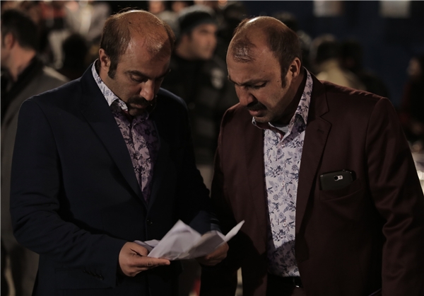 رضا عطاران و محسن تنابنده در نمایی از فیلم 