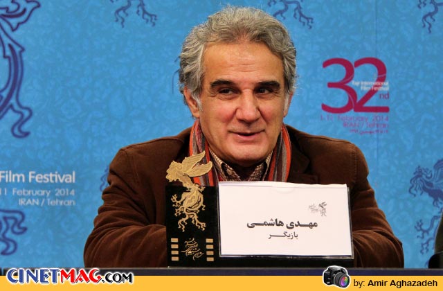 مهدی هاشمی در نشست پرسش و پاسخ فیلم «خانه پدری» - سی و دومین جشنواره فیلم فجر